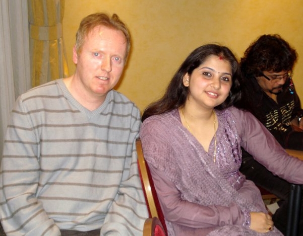 pieter-en-kaushiki_darbar-festival-2008-in-leicesterwav